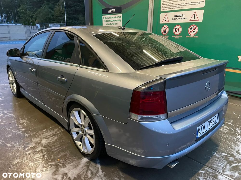 Opel Vectra 2.0 T Cosmo - 9