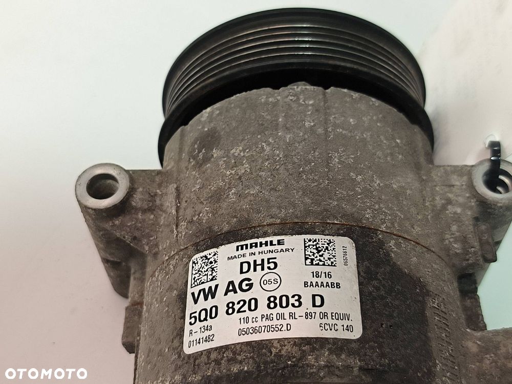SPRĘŻARKA KLIMATYZACJI SKODA OCTAVIA III 5Q0820803D - 5