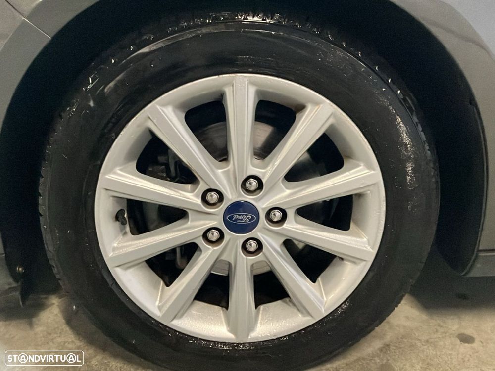 Ford Focus 1.0 EcoBoost Titanium - 9