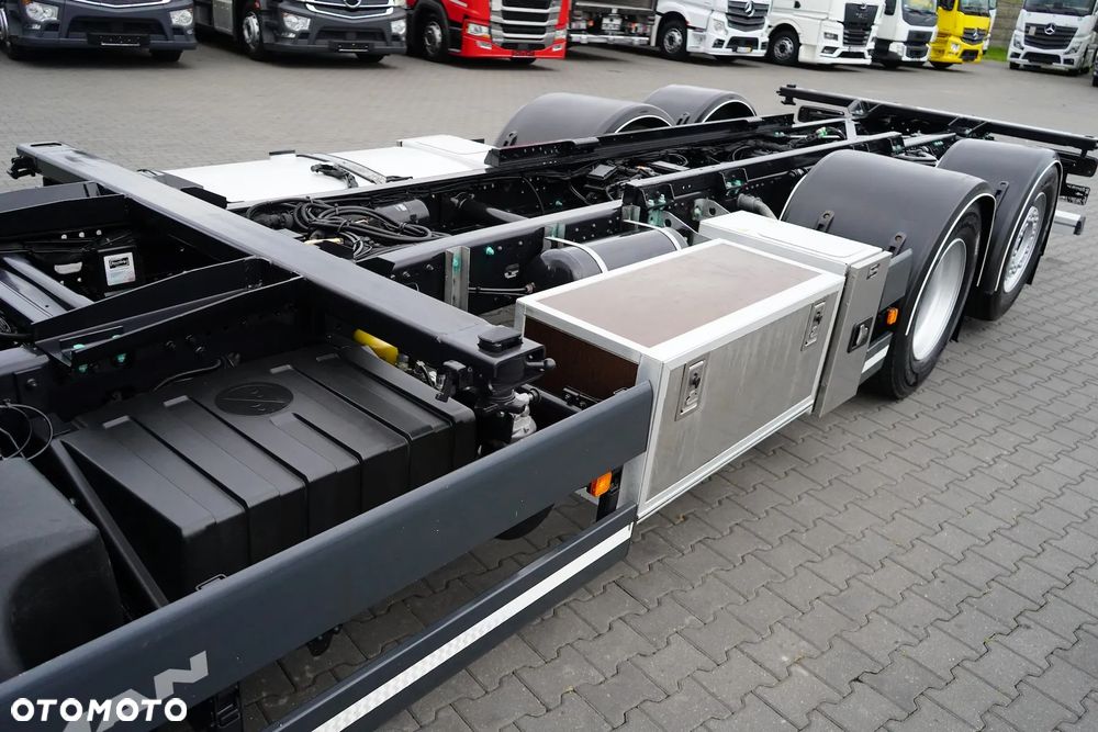 MAN TGX / 26.510 / GX / ACC / E 6 / RETARDER / BDF / OŚ SKRĘTNA / 7,15 M , 7,45 M - 19