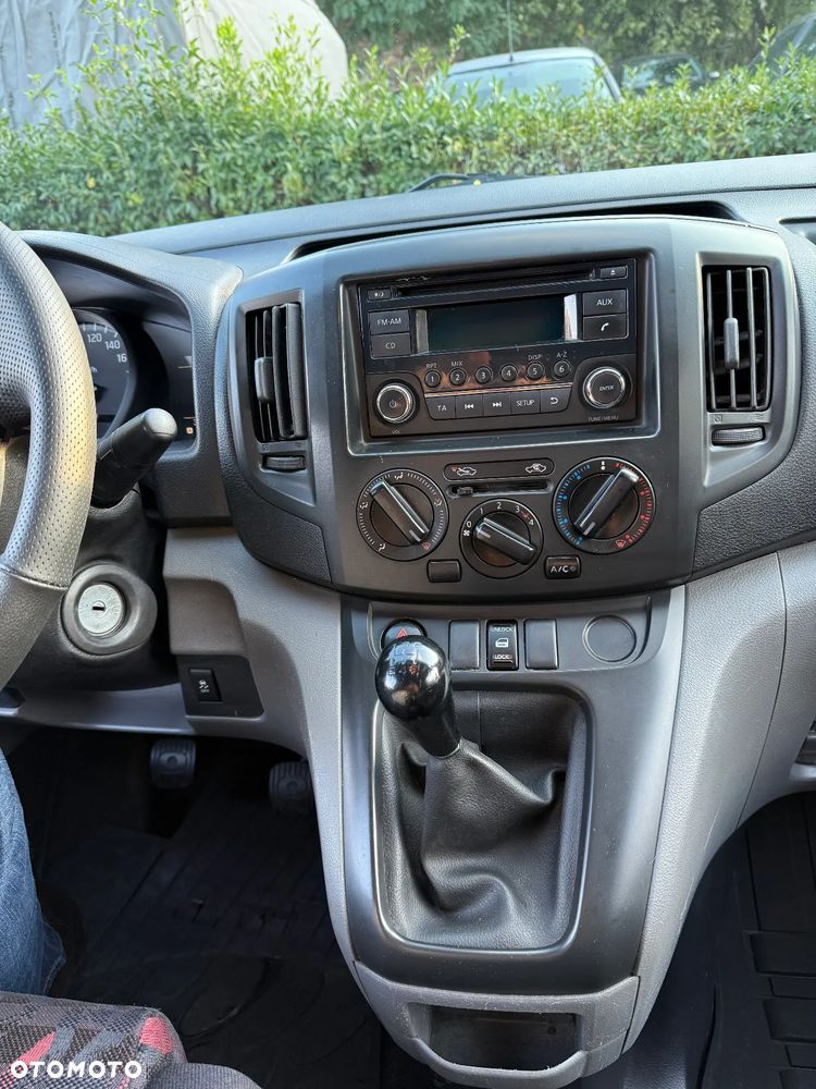 Nissan NV200 - 18