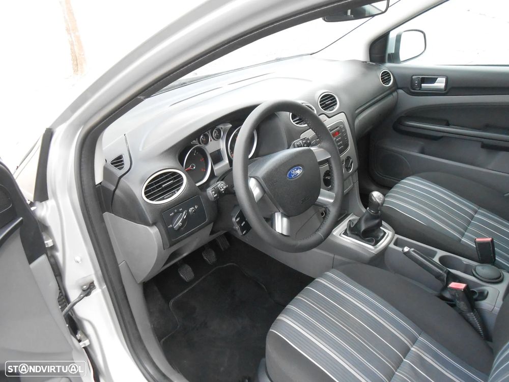 Ford Focus 1.6 TDCi ECOnetic - 10