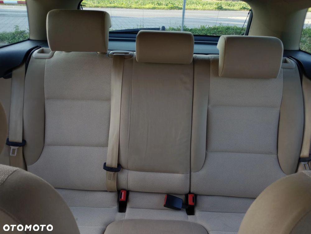 Audi A3 Sportback 2.0 FSI Ambiente - 5