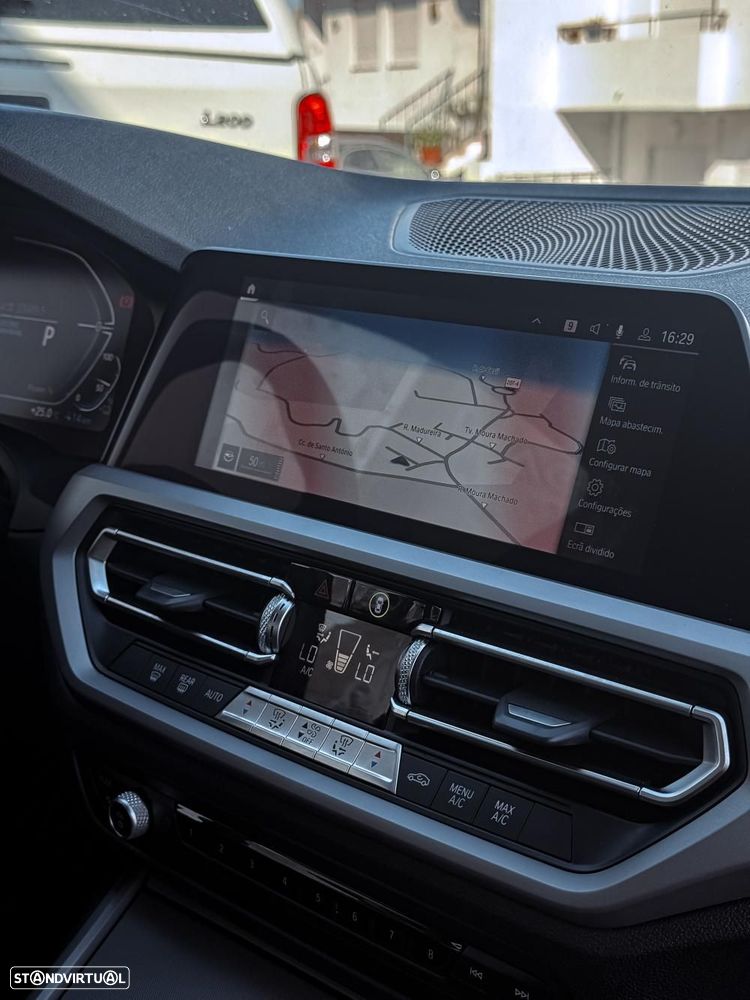 BMW 330 e Auto — fotografia 9