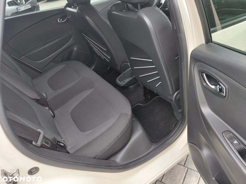 Renault Captur - 24