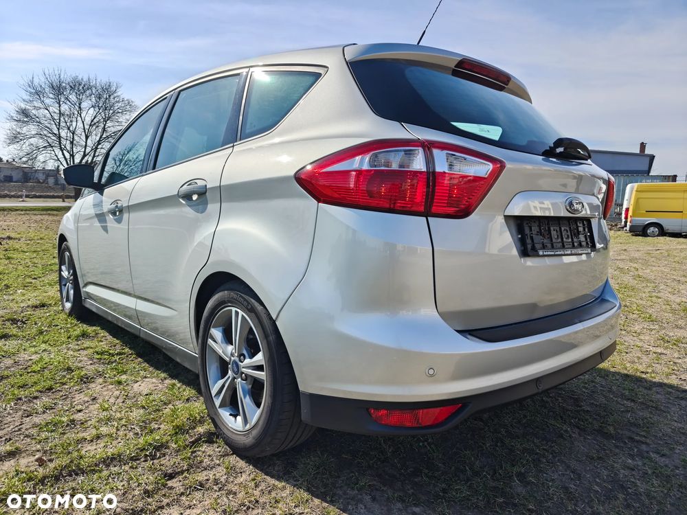 Ford C-MAX - 38