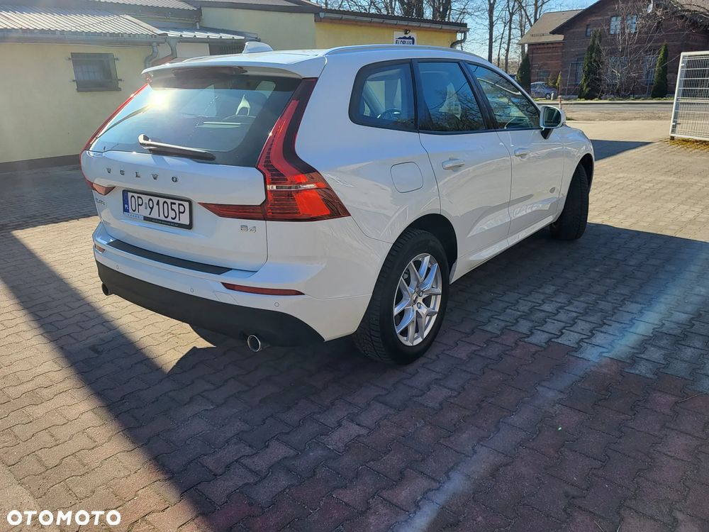 Volvo XC 60 T4 Momentum - 10