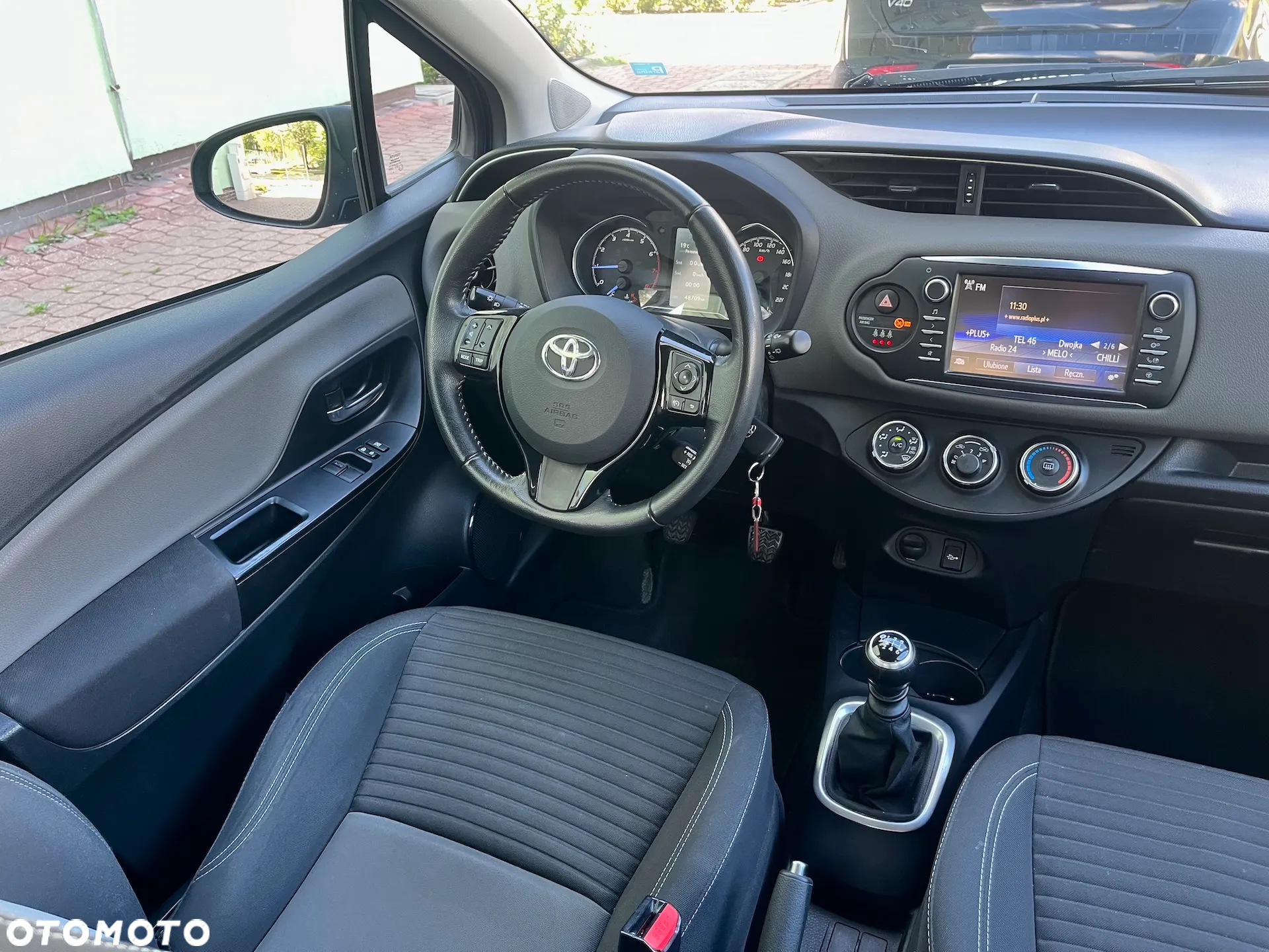 Toyota Yaris 1.5 Premium - 17