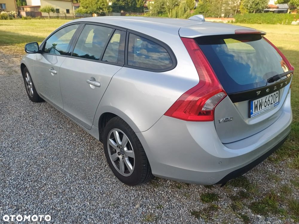 Volvo V60 D3 Geartronic Kinetic - 6