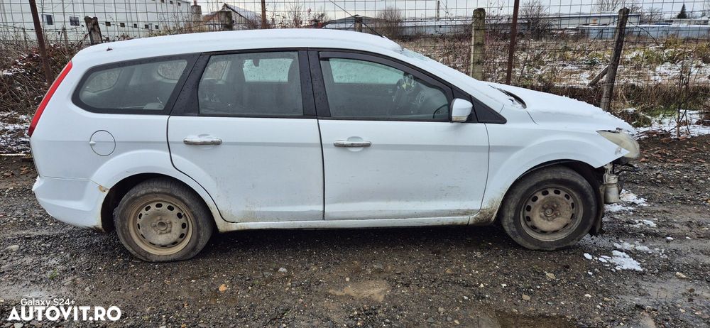 Dezmembram Ford Focus 1.6TDCI 2009 - 2