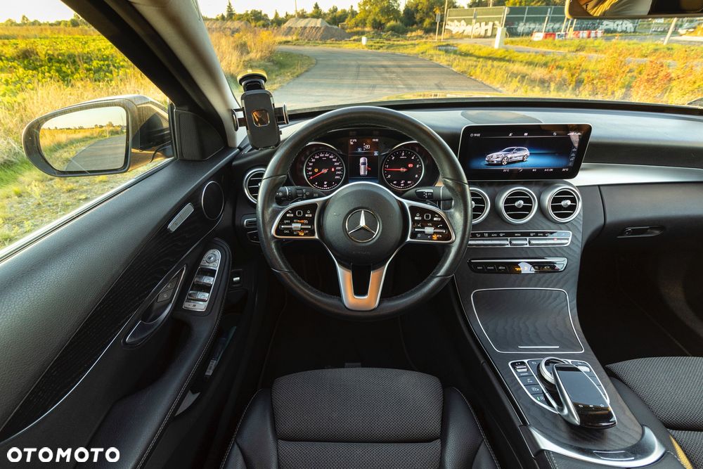 Mercedes-Benz Klasa C - 39