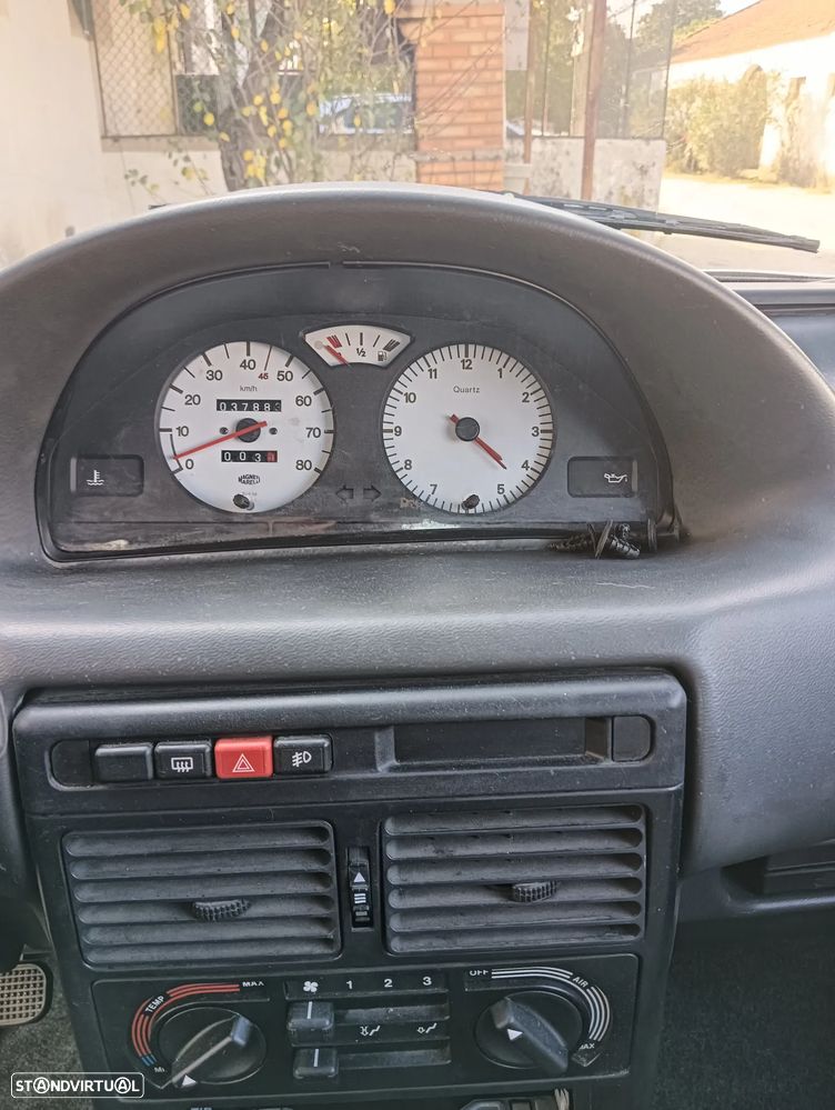 Microcar MC - 9