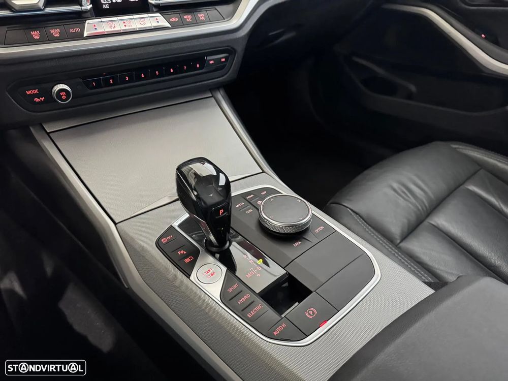 BMW 330 e Pack M Auto - 17