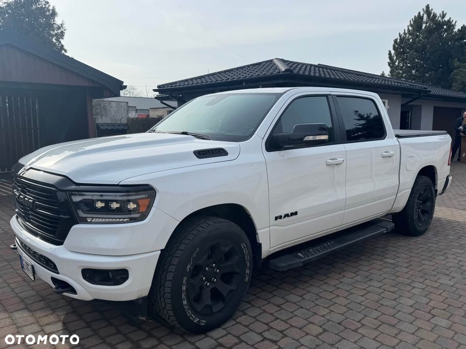 RAM 1500 5.7 Crew Cab Bighorn - 9