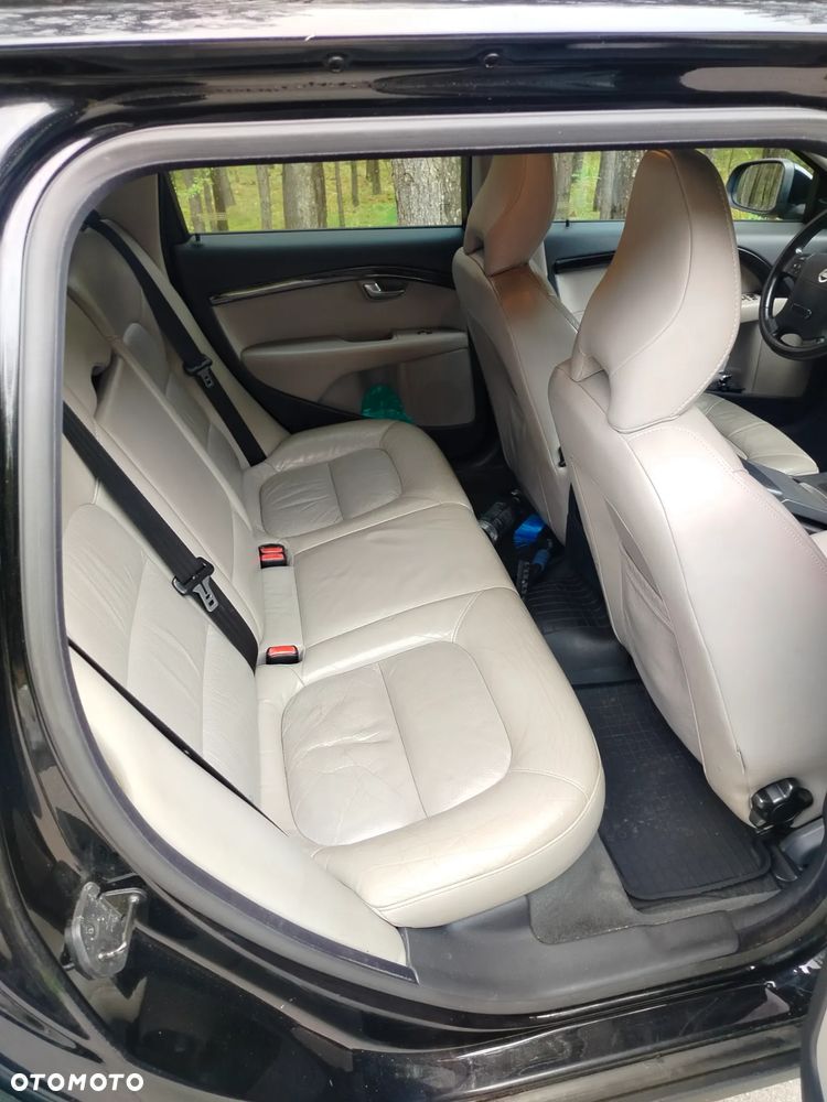 Volvo V70 - 4
