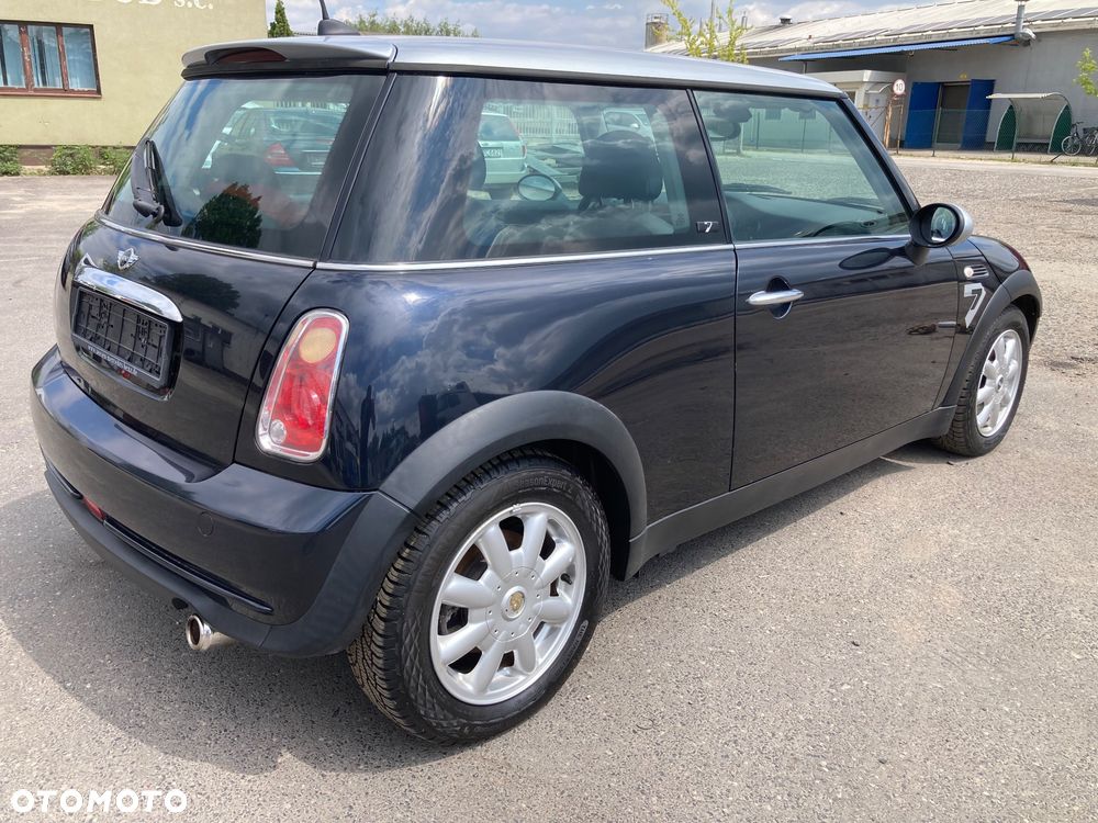 MINI Cooper Seven - 13