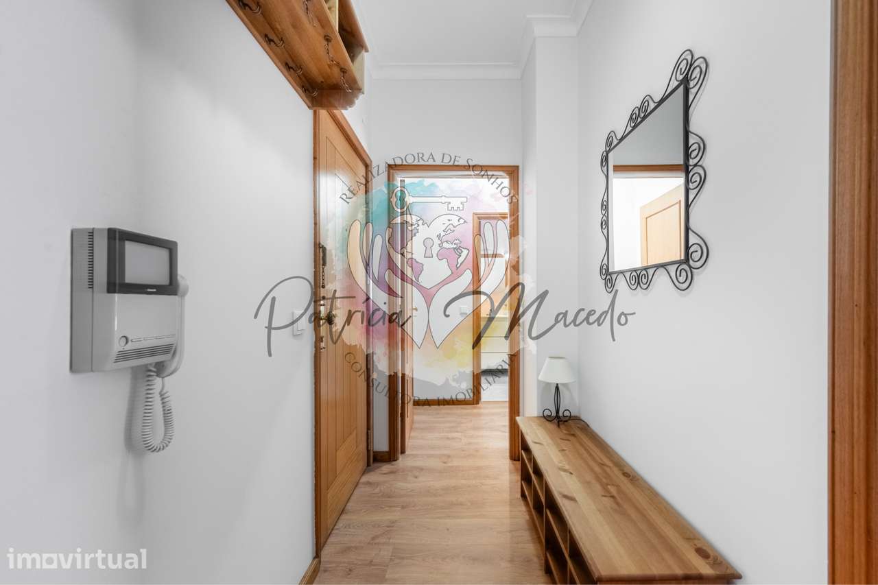 Apartamento T1 situado na Rua da Torrinha, no centro do Porto - Grande imagem: 3/16