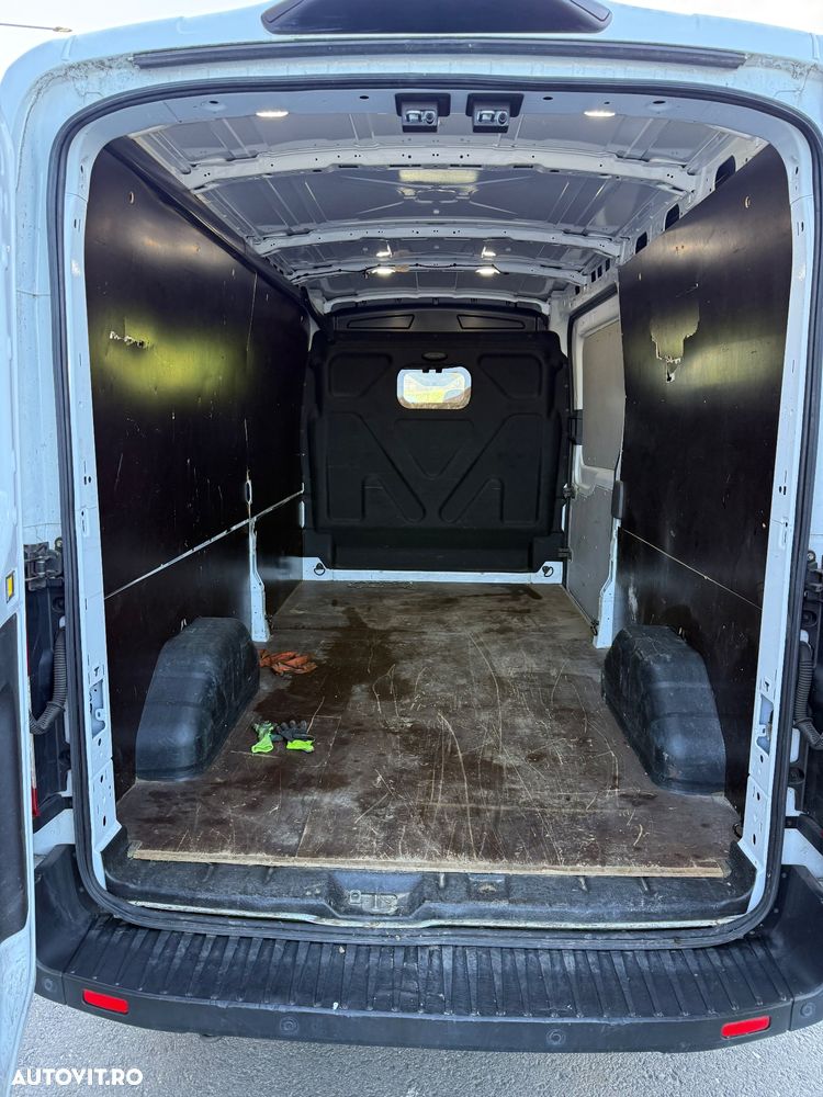 Ford Transit - 8