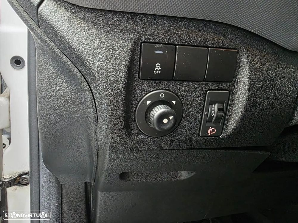 Citroën Berlingo 1.6 BlueHDi Feel - 11