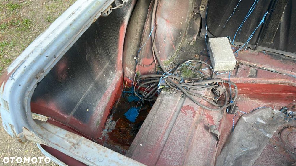 Mercedes-Benz W123 - 15
