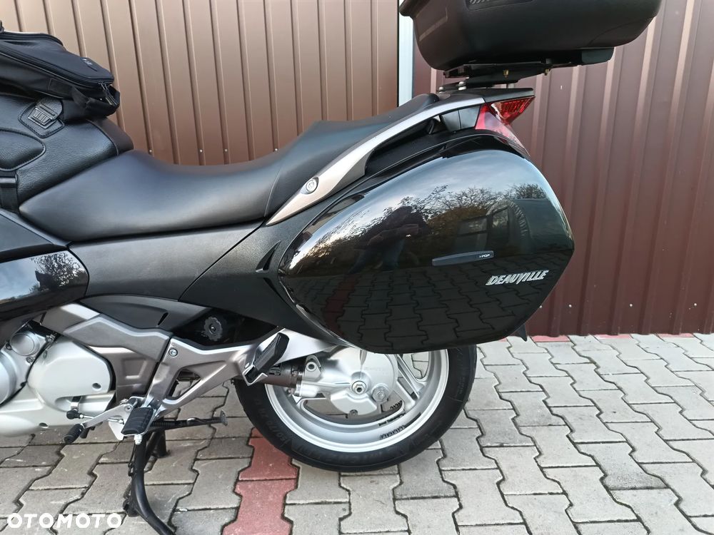Honda Deauville - 25