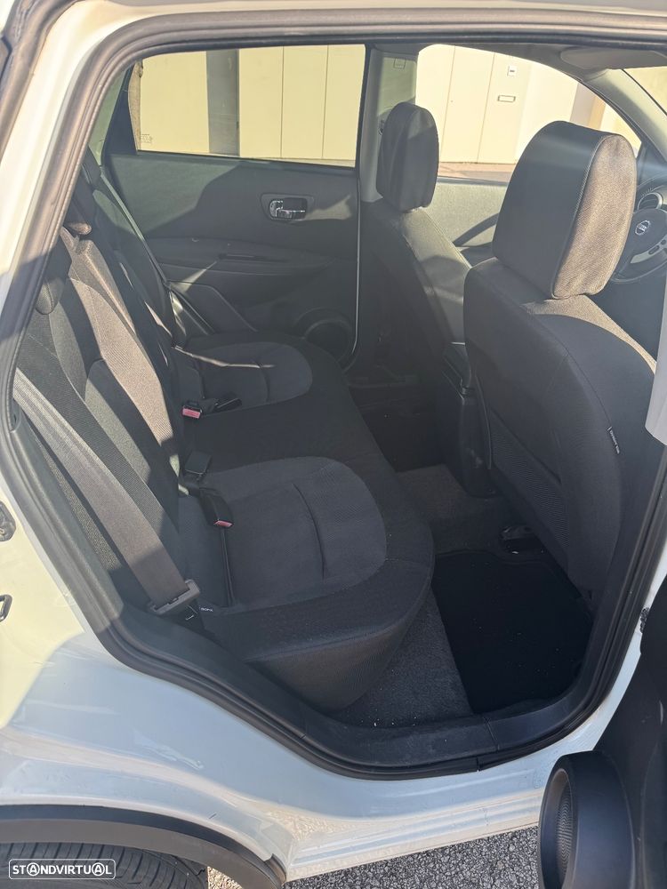 Nissan Qashqai 1.5 dCi Tekna Premium 18 - 11