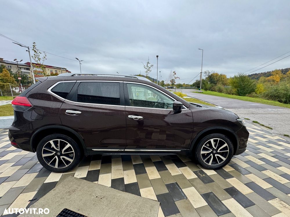 Nissan X-Trail 2.0 dCi ALL-MODE 4x4i Xtronic Tekna - 17