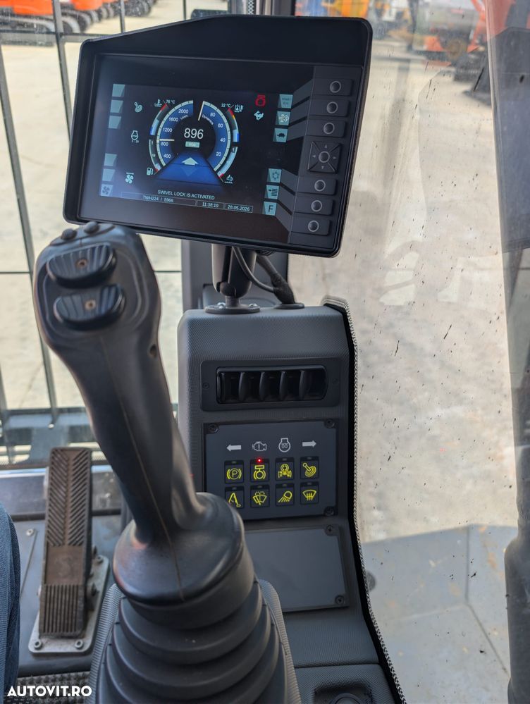 Fuchs TEREX FUCHS, GRAIFER, 2023, 3.944h, brate LUNGI la 12m, cabina liftabila, cale fata si spate, motor Deutz 154CP, produs in Germania, camera spate, Masa operationala 25,7t, Aer cond, anv pline, posibilitate leasing 4 ani-PROMOTIE 179.900 EUR+Tva - 28