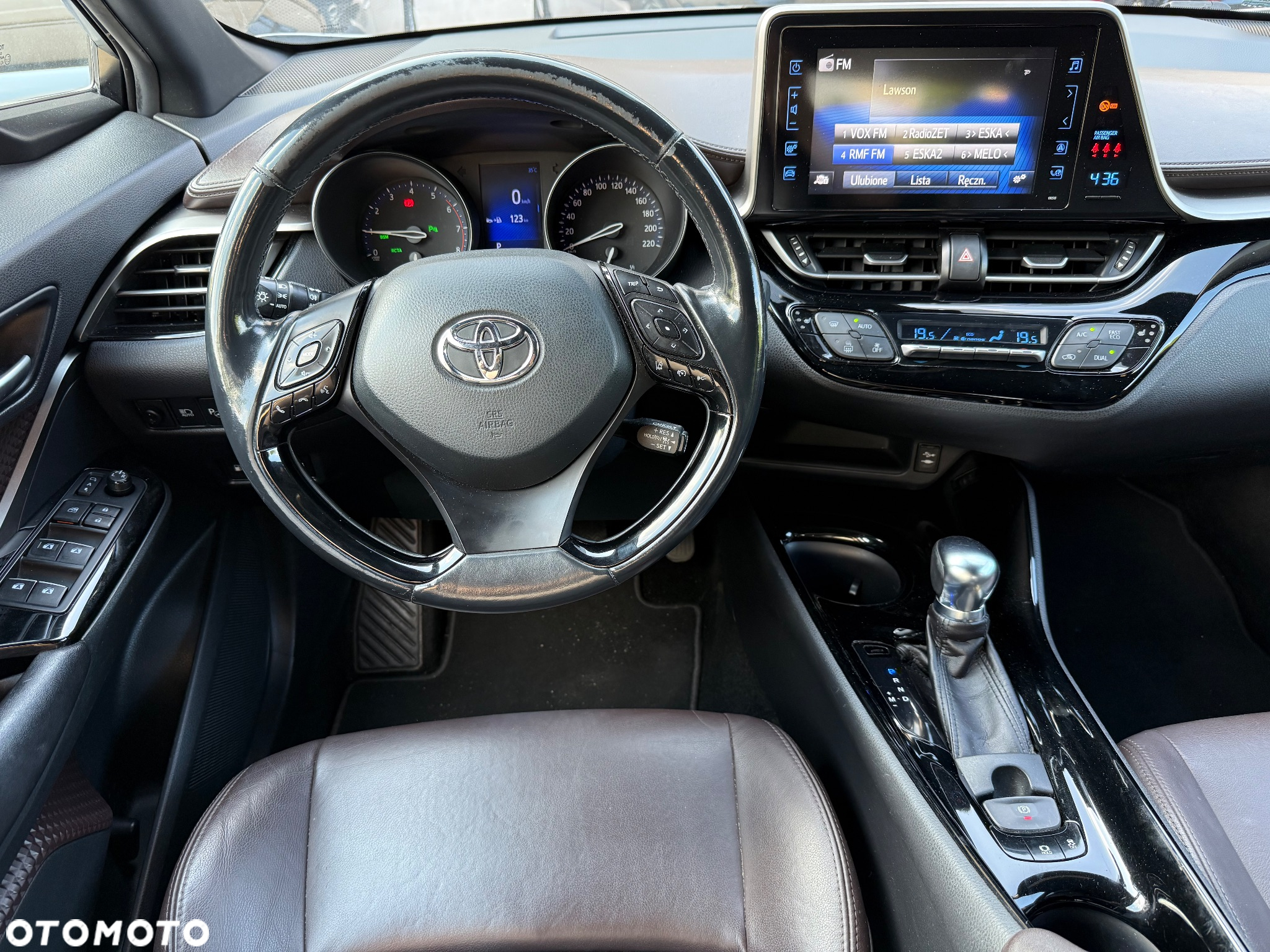 Toyota C-HR 1.2 T Prestige + LED CVT - 12