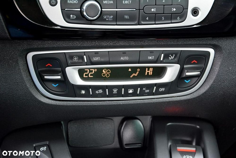 Renault Scenic ENERGY TCe 130 BOSE EDITION - 28