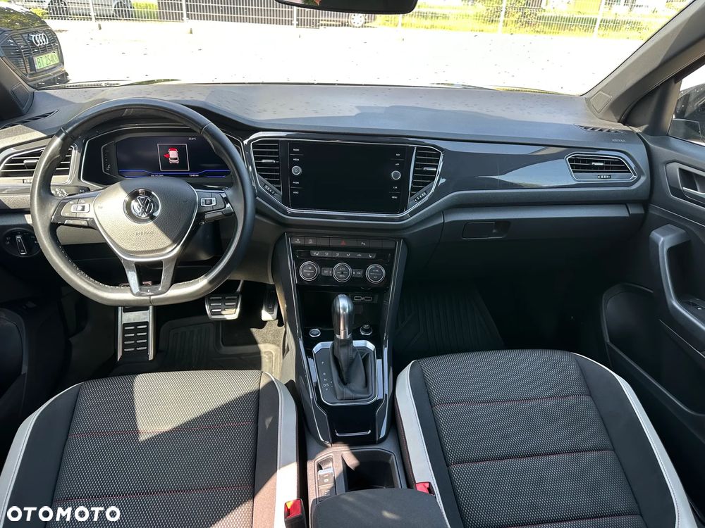 Volkswagen T-Roc - 11