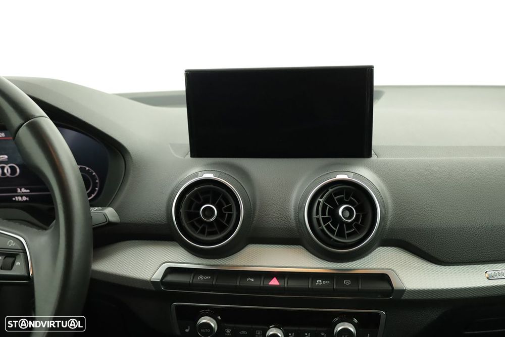 Audi Q2 35 TFSI Advanced S tronic - 9