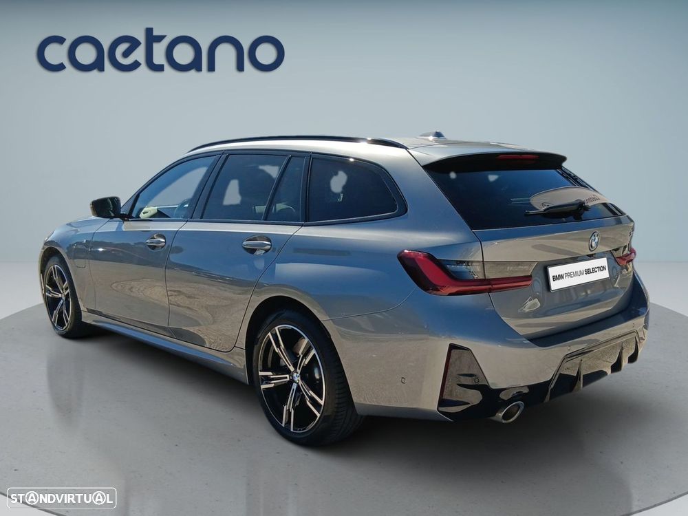 BMW 330 e Pack Desportivo M Auto - 6