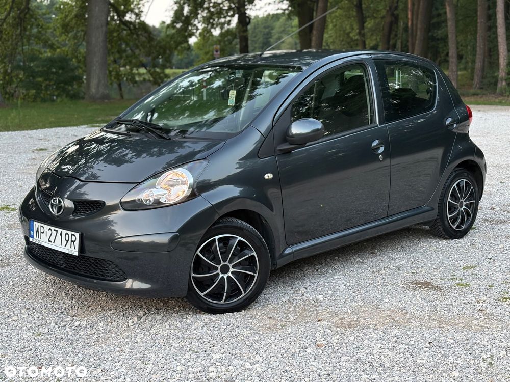 Toyota Aygo 1.0 VVT-i Sol EU5 - 1