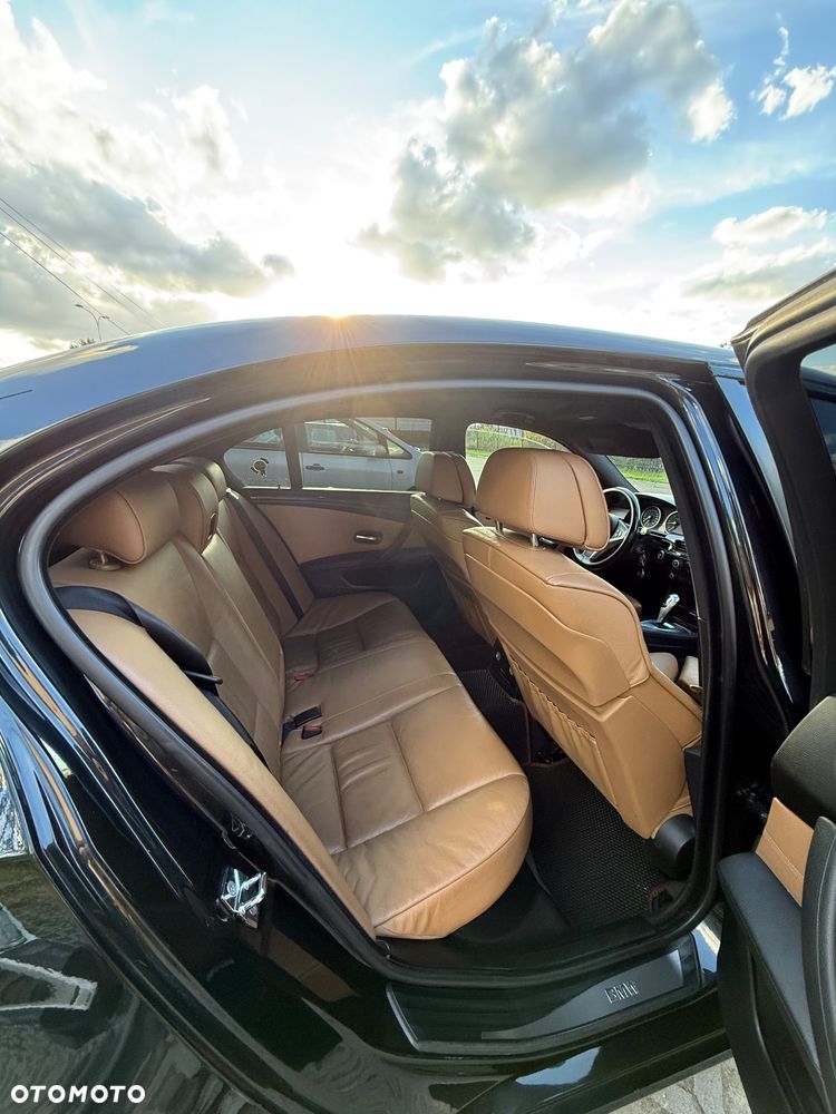 BMW Seria 5 530xd Edition Exclusive - 16