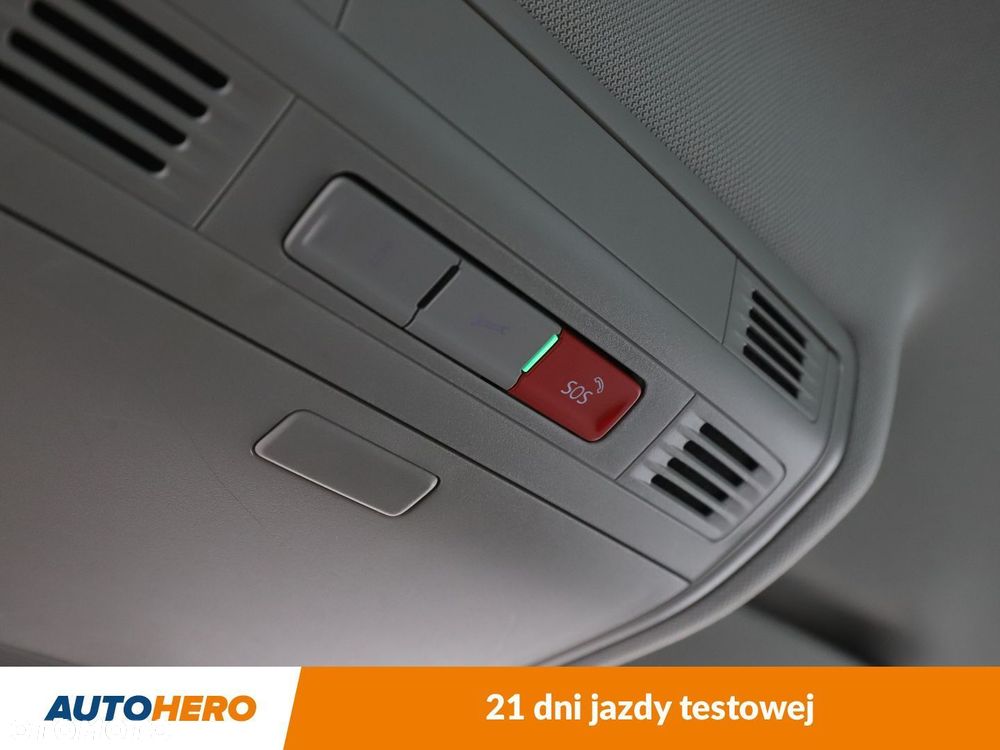 Volkswagen Tiguan - 34