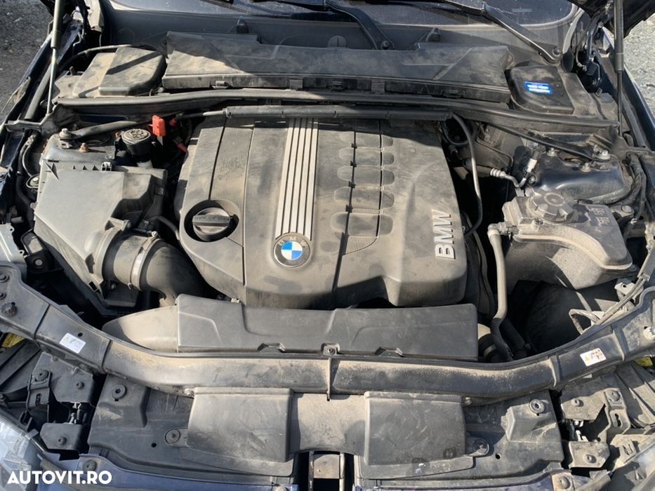 Dezmembram Bmw e92 LCi 325d n57 din 2011 - 2