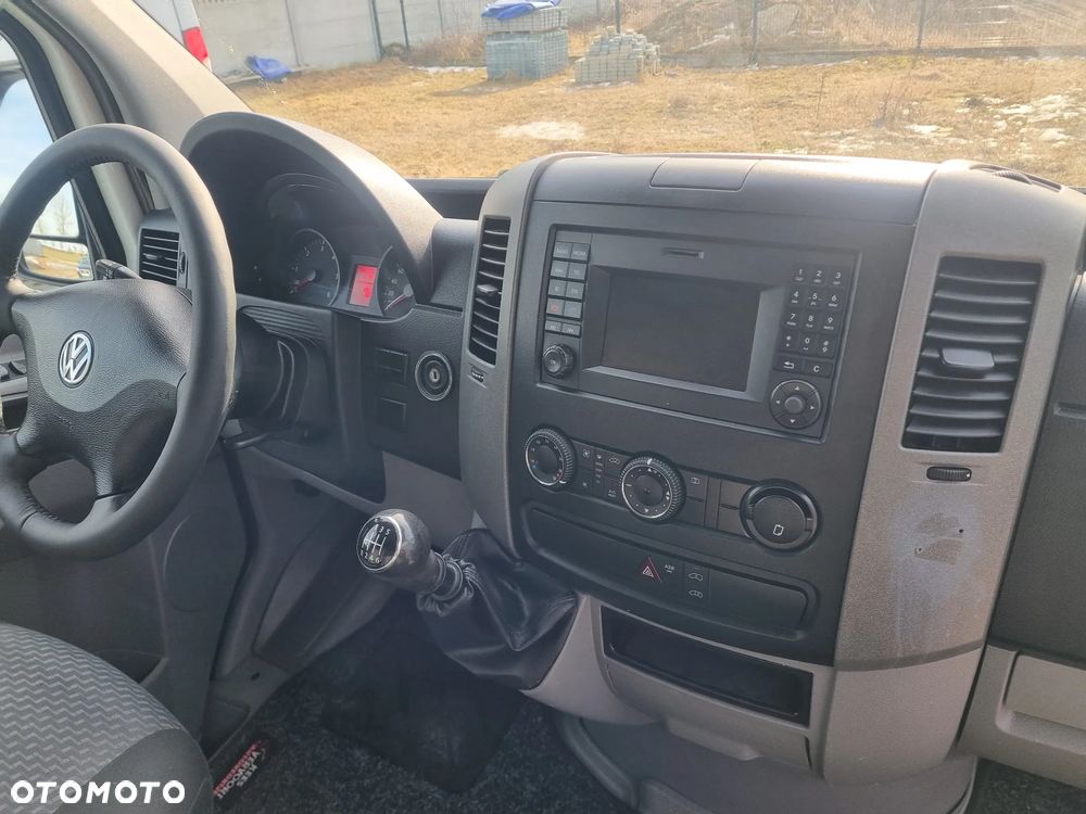 Volkswagen Crafter - 14