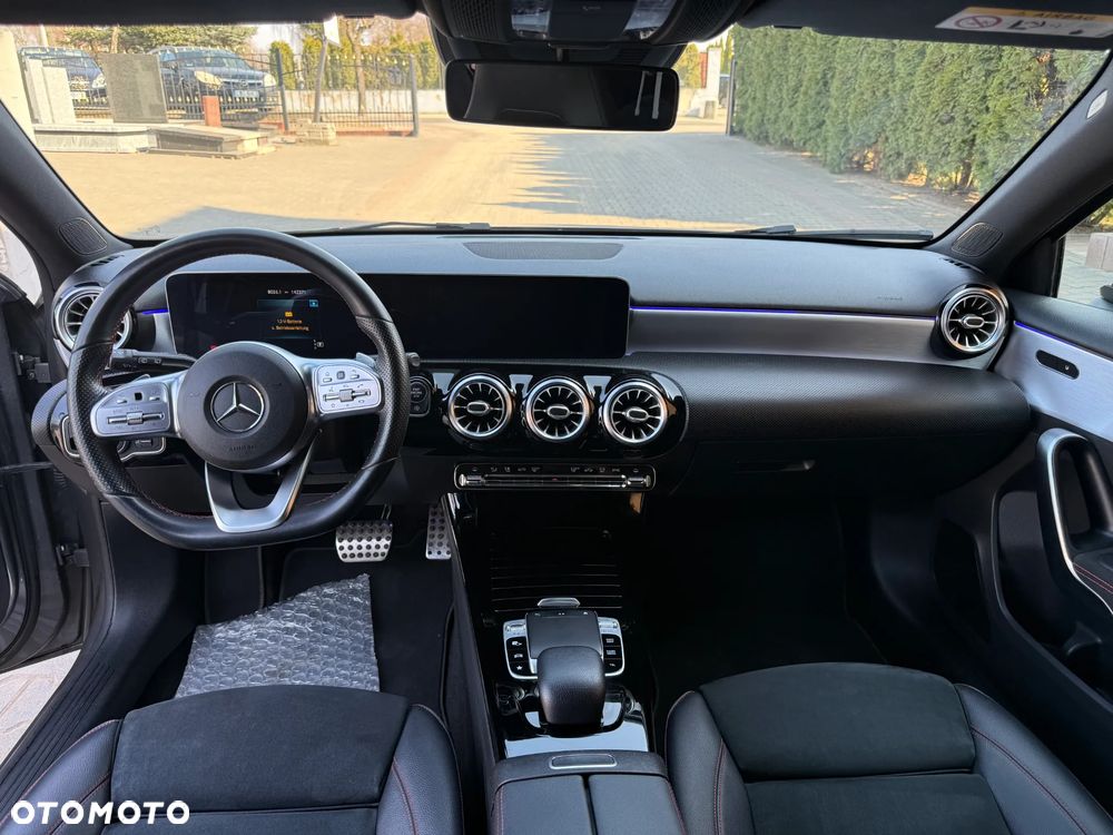 Mercedes-Benz Klasa A 220 7G-DCT AMG Line - 5