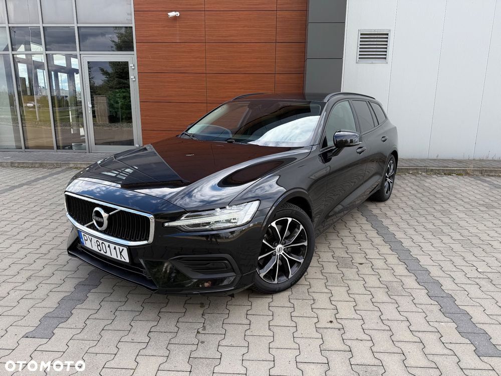 Volvo V60 B3 B DKG Momentum Pro - 1