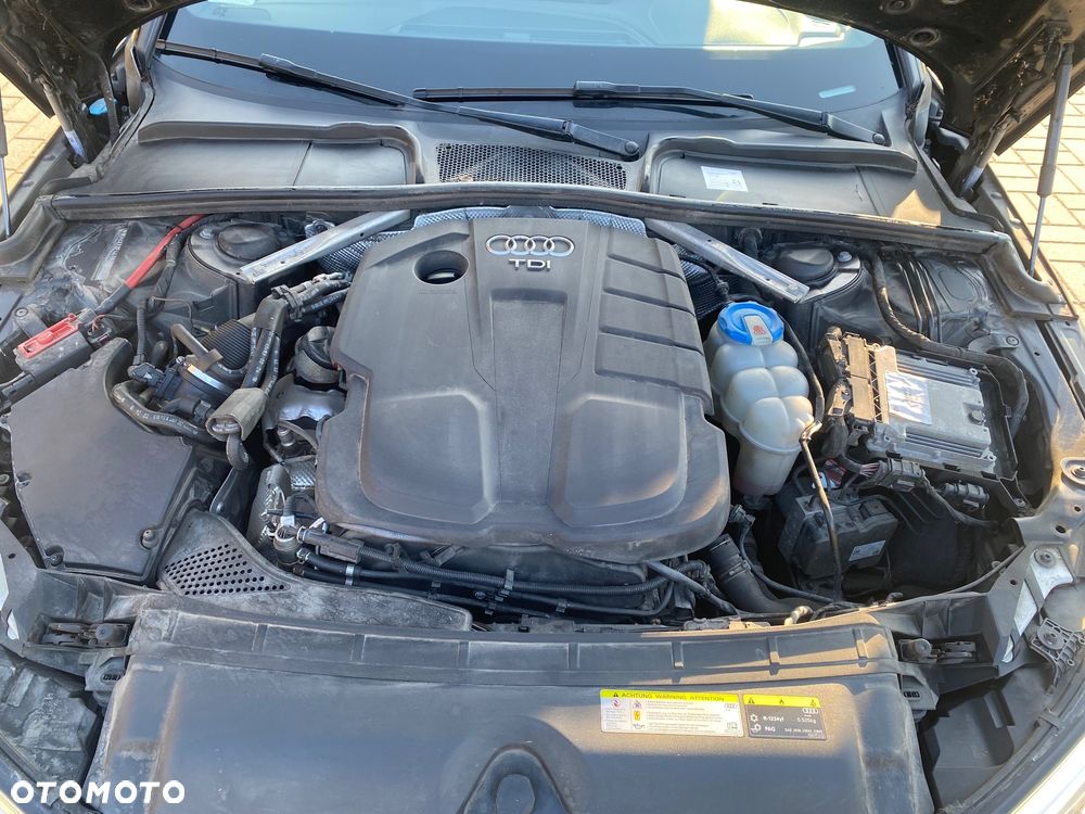 Audi A4 Avant 2.0 TDI ultra S tronic design - 13