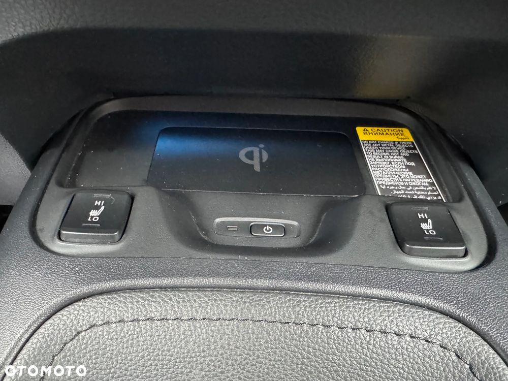 Toyota Corolla 1.8 Hybrid Executive - 10