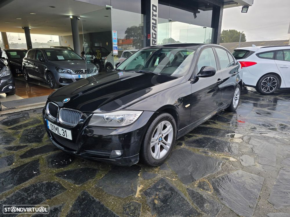 BMW 318 d Navigation Sport - 3