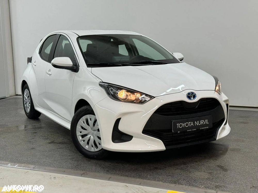 Toyota Yaris - 1