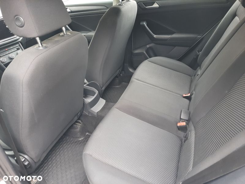 Volkswagen T-Roc 1.0 TSI Active - 10