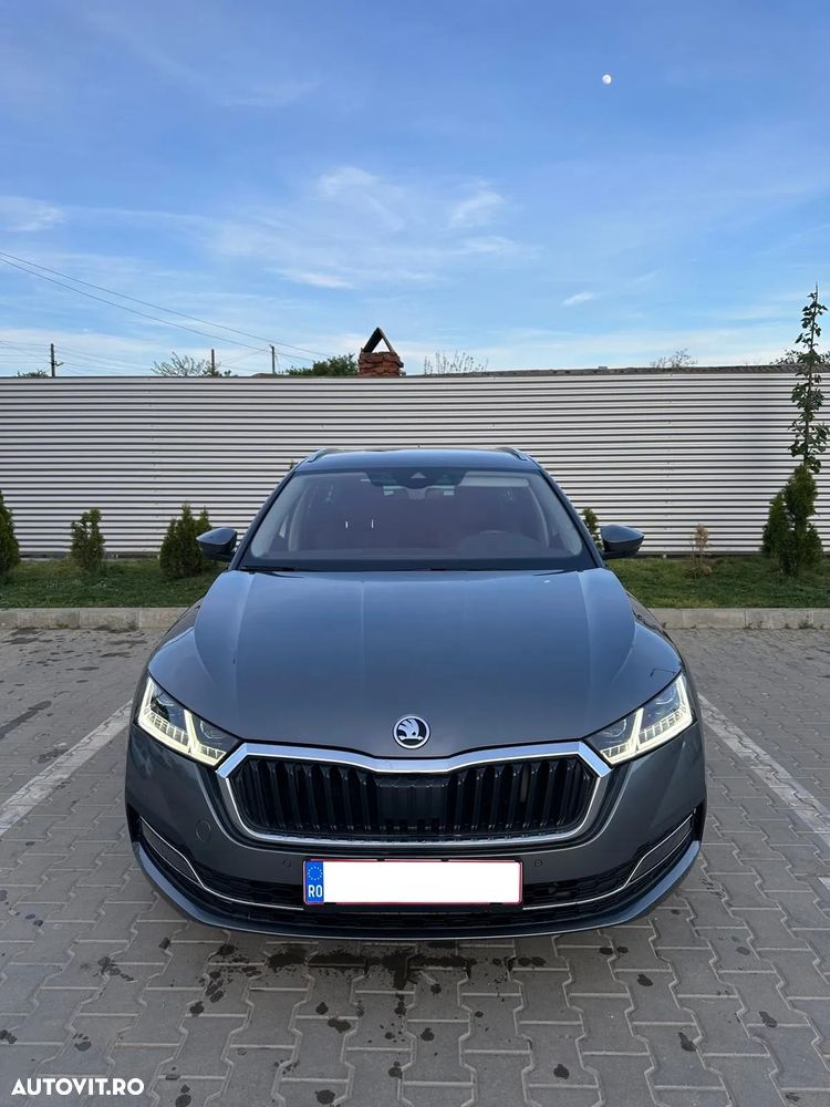 Skoda Octavia 2.0 TDI DSG Style - 1
