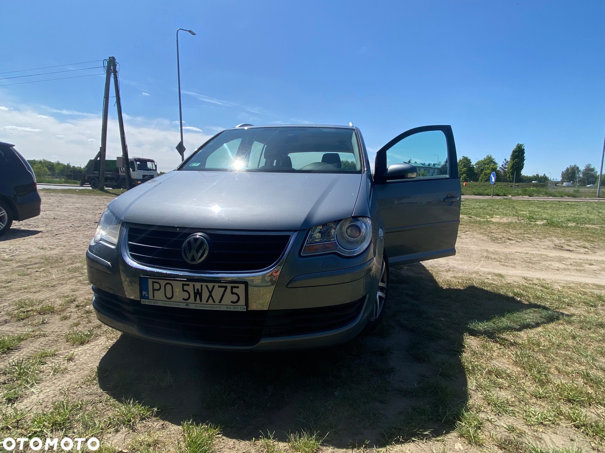 Volkswagen Touran 1.4 TSI Conceptline - 1