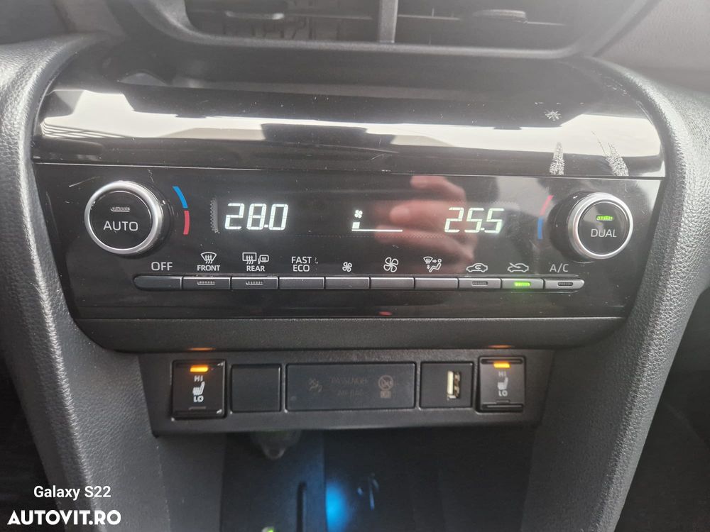 Toyota Yaris Cross 1.5 VVT-i HSD 4x2 Exclusive Elegant - 18