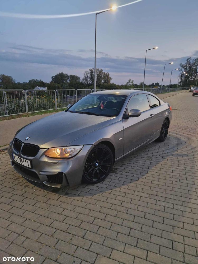 BMW Seria 3 318i - 5
