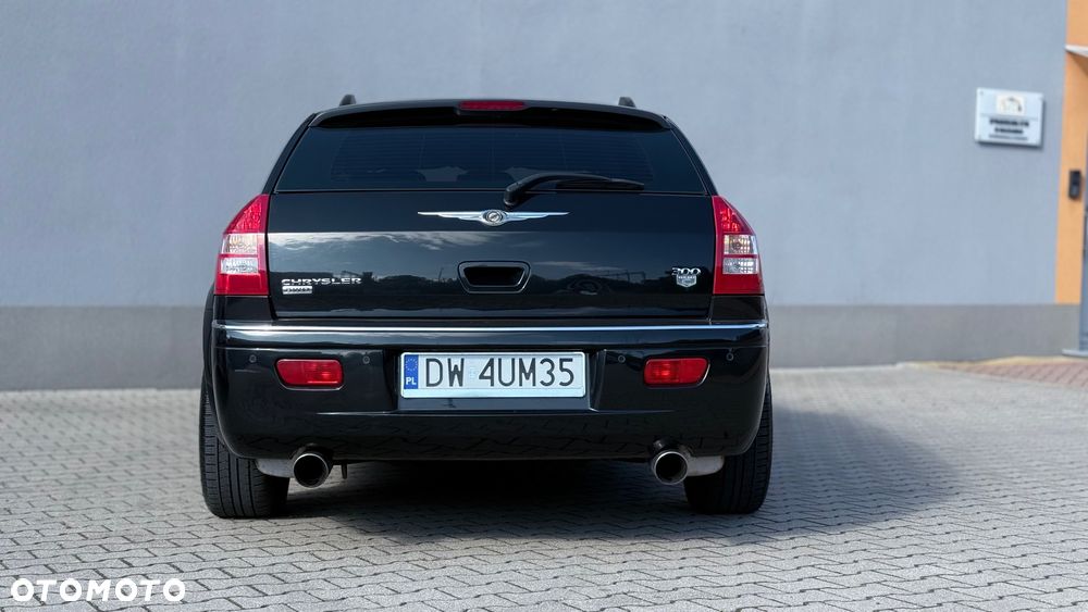 Chrysler 300C 5.7 V8 Hemi AWD - 6